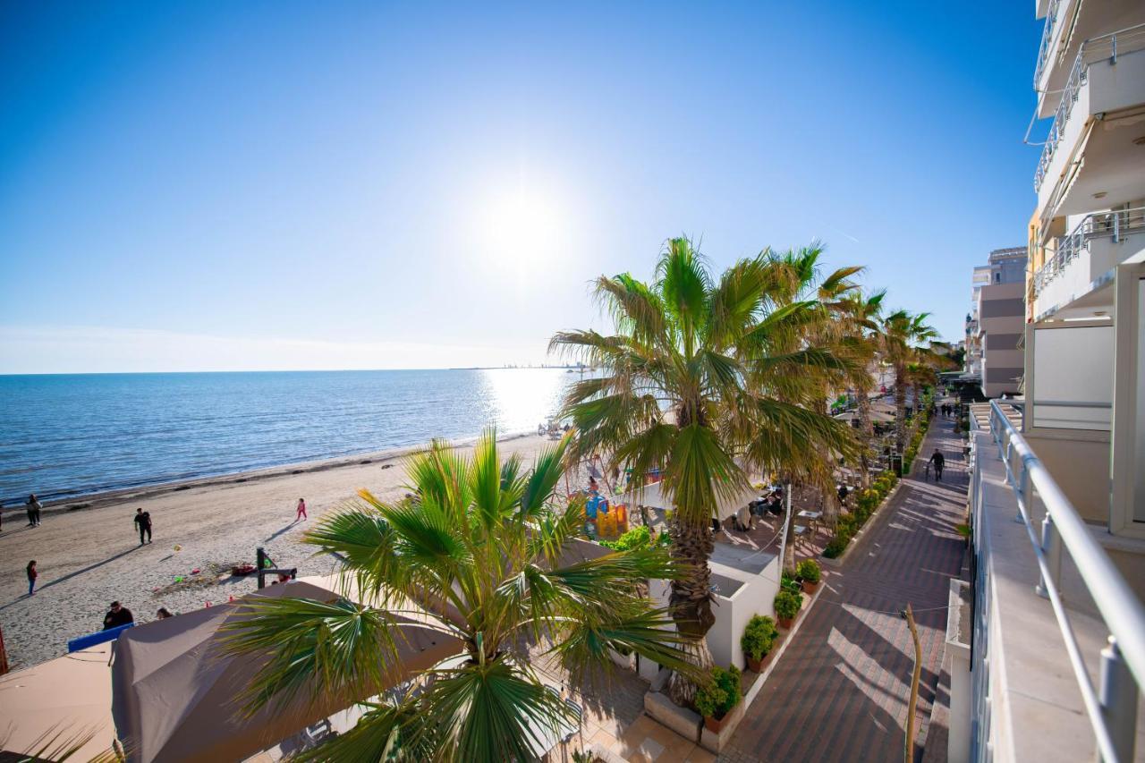 Hotel Zanzi Durrës Exteriör bild