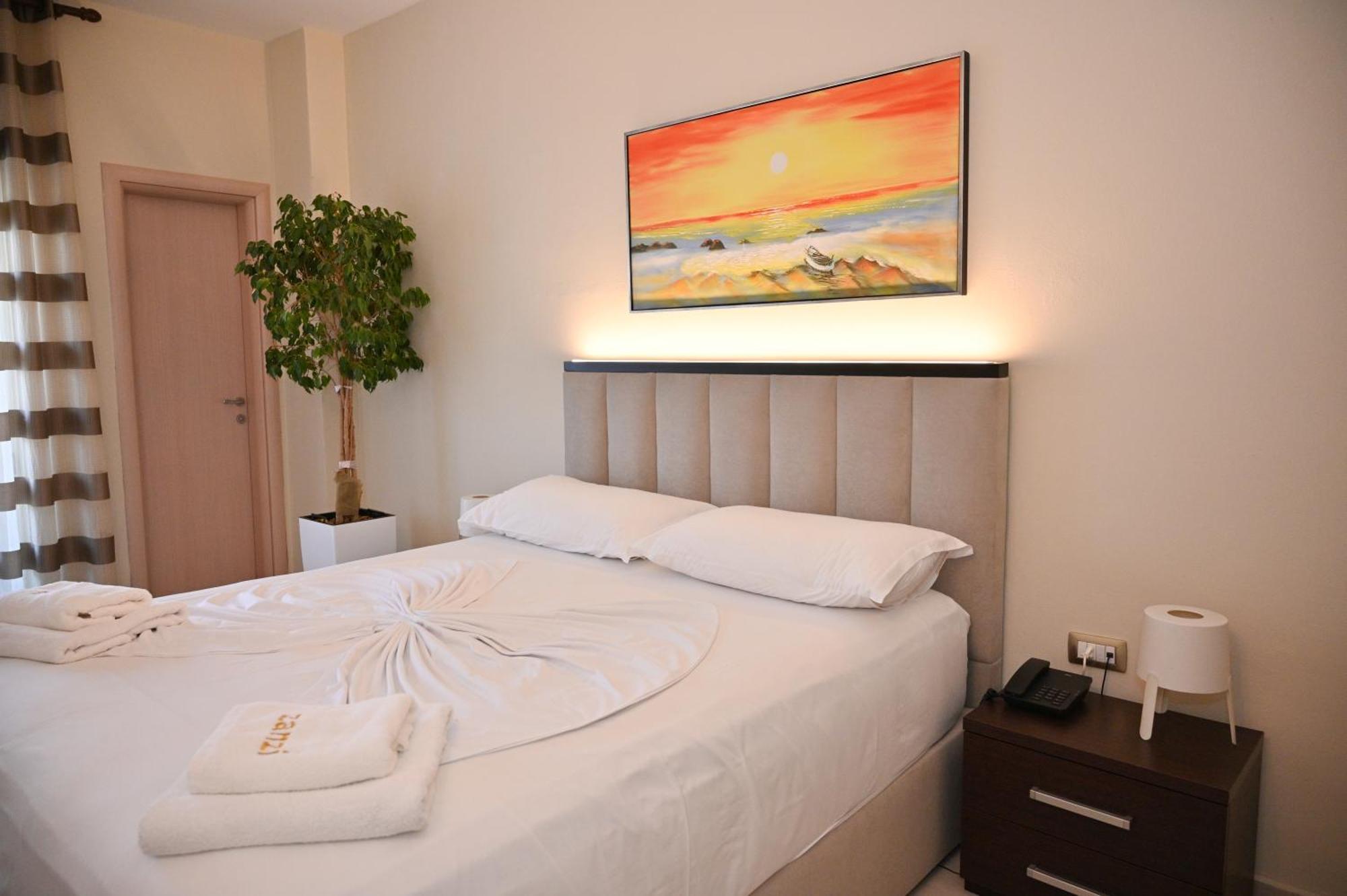 Hotel Zanzi Durrës Exteriör bild